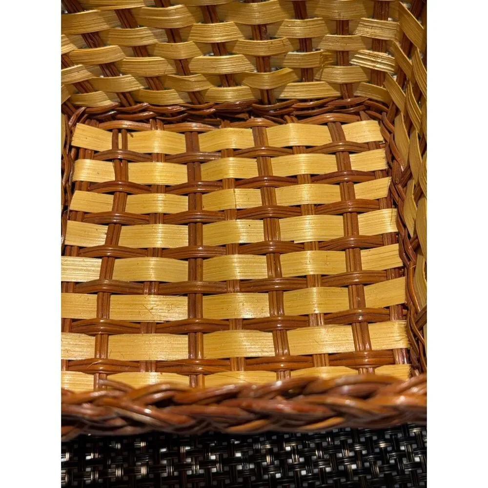 Small square basket